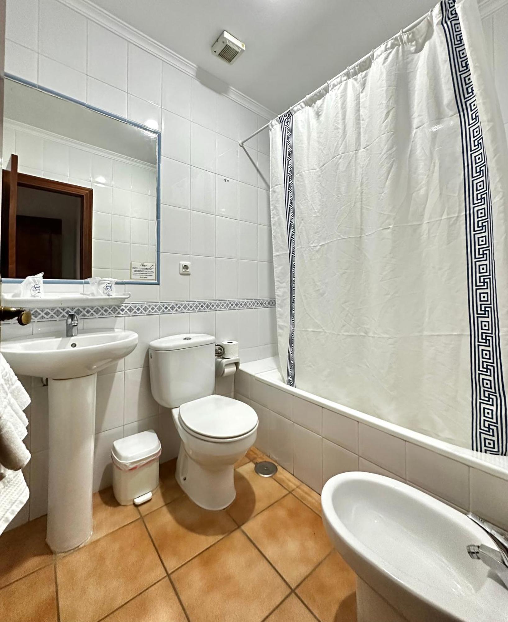 Hostal Mellizo Lebrija Dış mekan fotoğraf